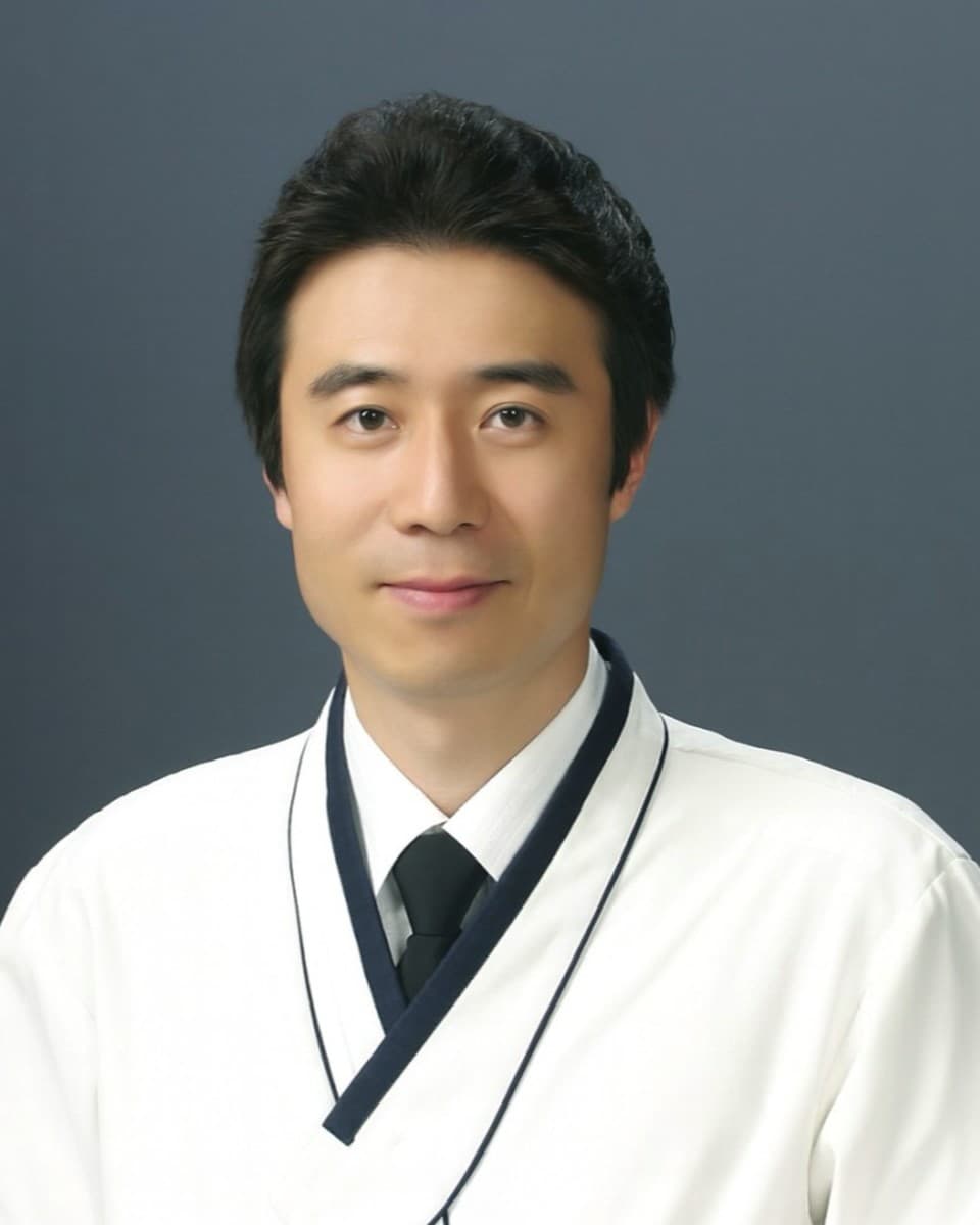 신승협 대표원장 프로필 사진